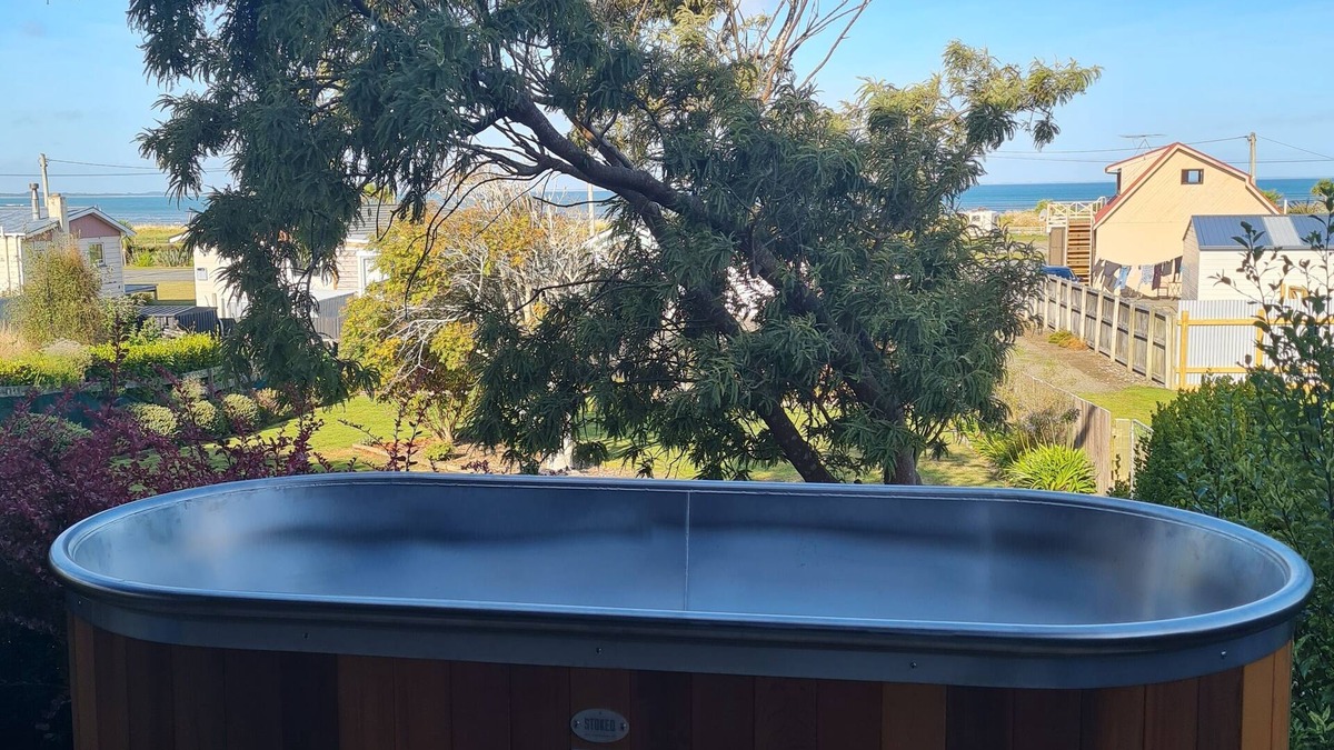 Riverton House | Our Riverton retreat with amazing sea views is the perfect getaway !