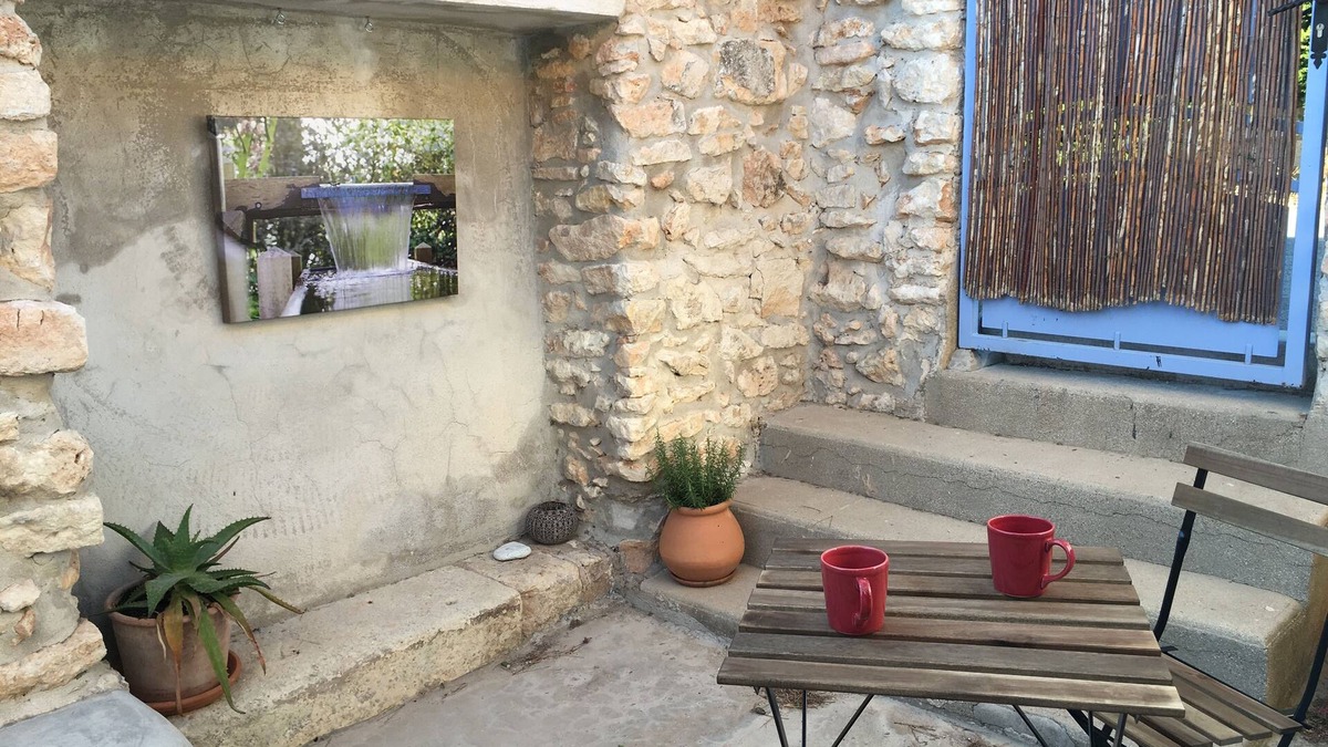 La Couronne House | OUSTALET FOR TWO