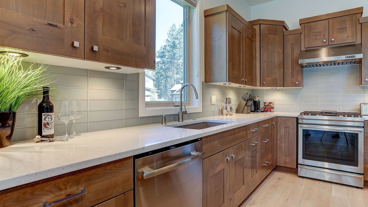Bend House | Outback 3 Bedroom Townhouse by RedAwning
