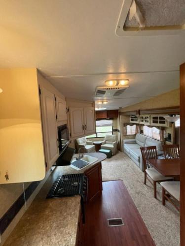Peletier House | Outback Fifth Wheel at Seaside Cottages
