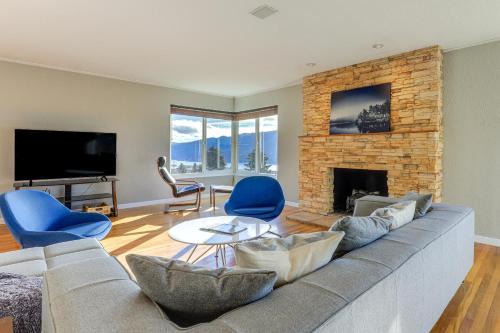 White Salmon House | Outdoor Adventurers Oasis in White Salmon