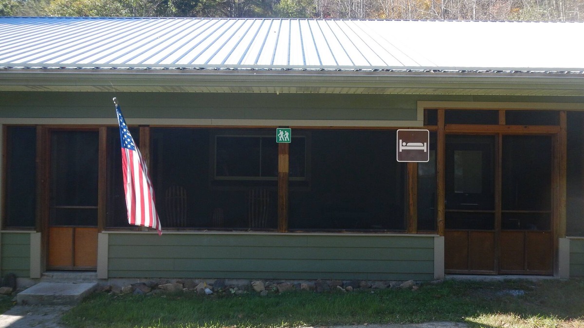 Bland House | Outdoor Enthusiasts 3 Bdrm retreat Blue Ridge Mountains Jefferson National Frst