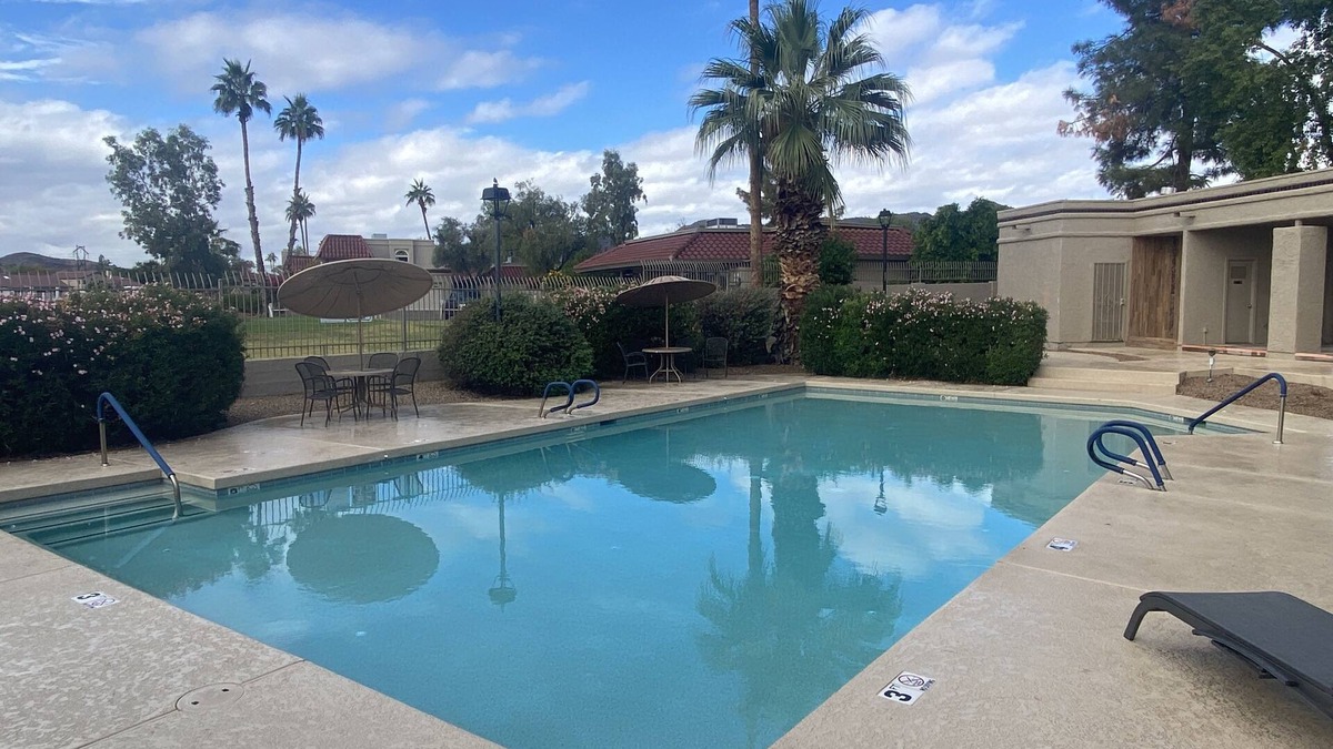 Ahwatukee Foothills House | Outdoor Fun & Relaxation: Mini Golf, Pool, Hot tub, EV charger