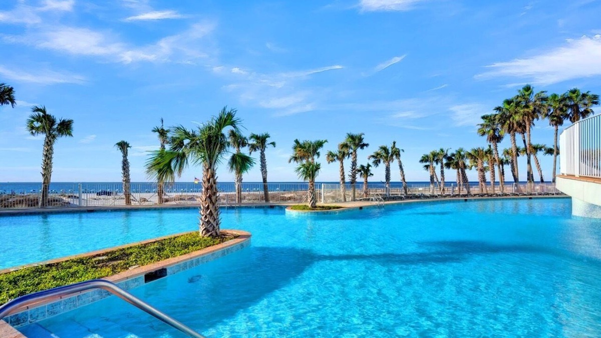 Orange Beach Condo | Outdoor & Indoor Pools | Luxury Beach Condo