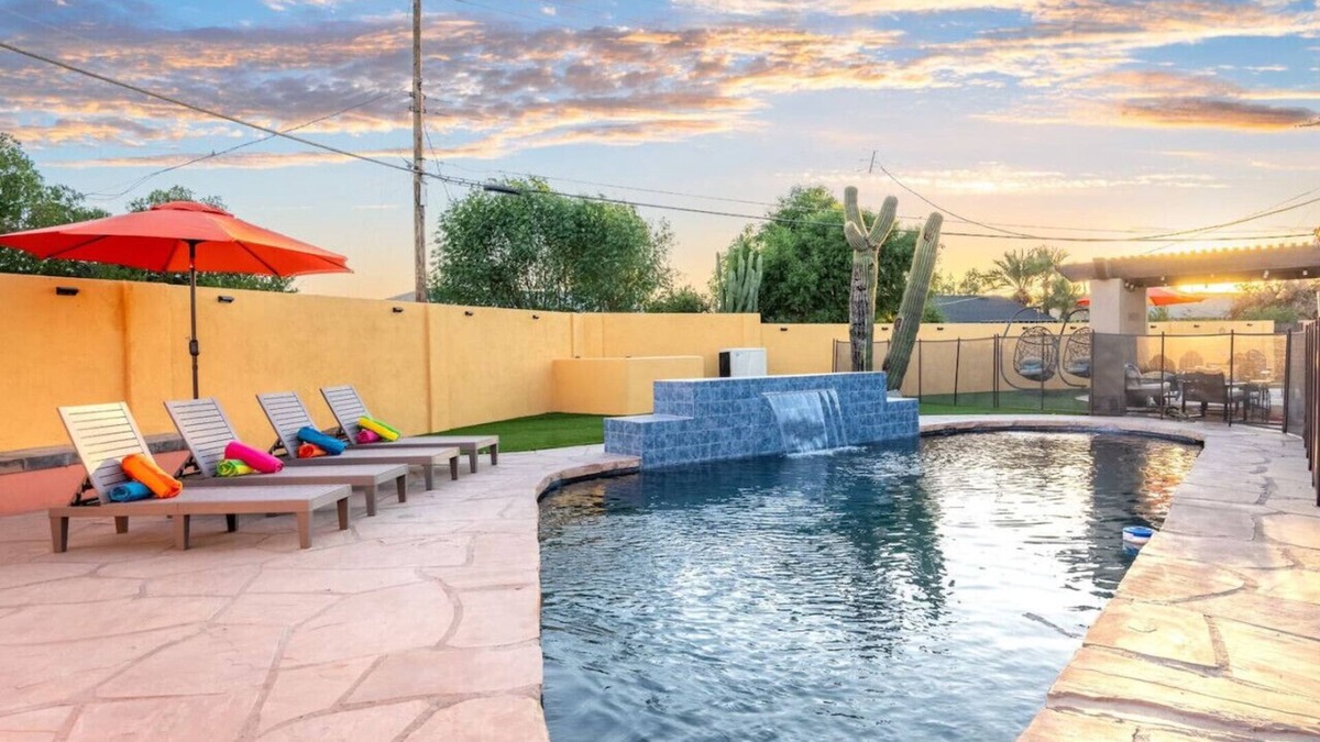 Cox Heights Apartment | Outdoor Oasis: Mini Golf, Lawn Games, Pool