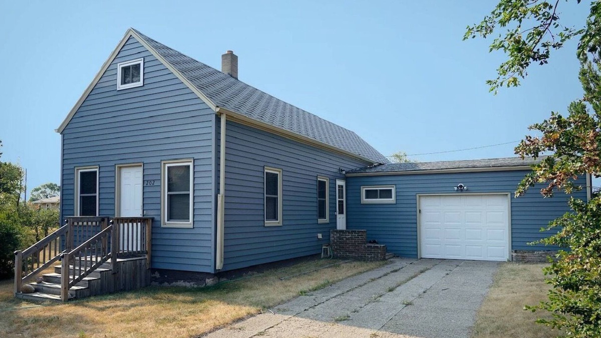 Medina House | Outdoorsman's Dream OR Quiet Family Get Away