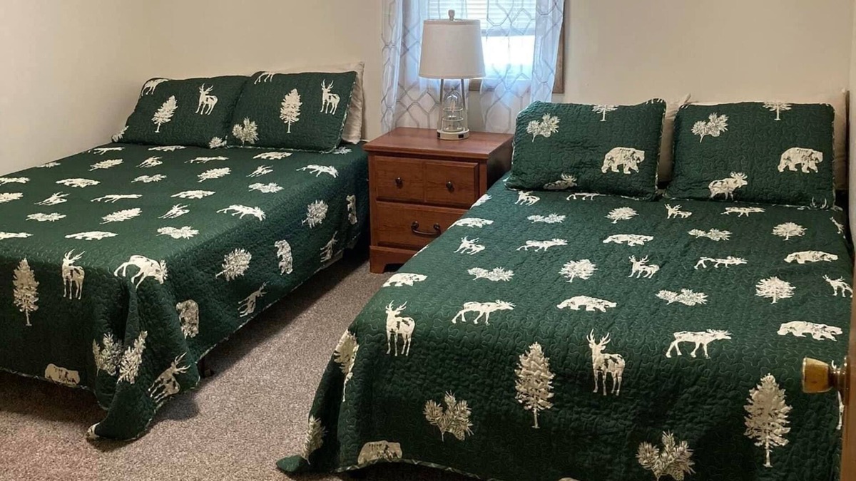 Streeter Apartment | Outdoorsmen’s stay in a quiet community, pet friendly.
