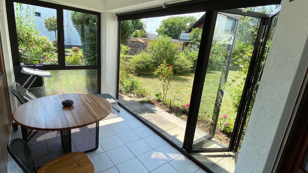 Metzingen Apartment | Outlet Holiday Home