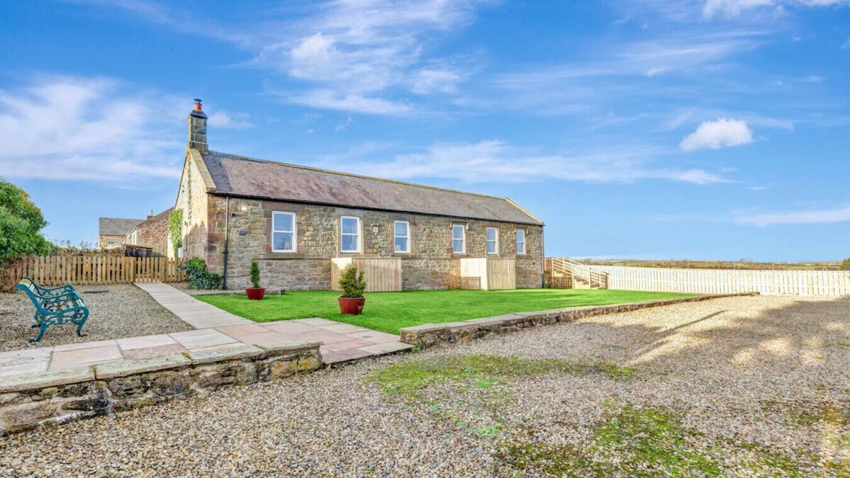 Wandylaw House | Outlook Cottage - North East Escapes