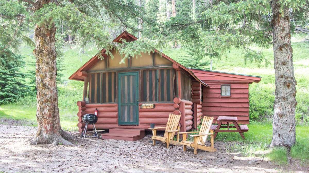 Cheyenne Crossing Cabin | Outpost Cabin With Sleeping Porch