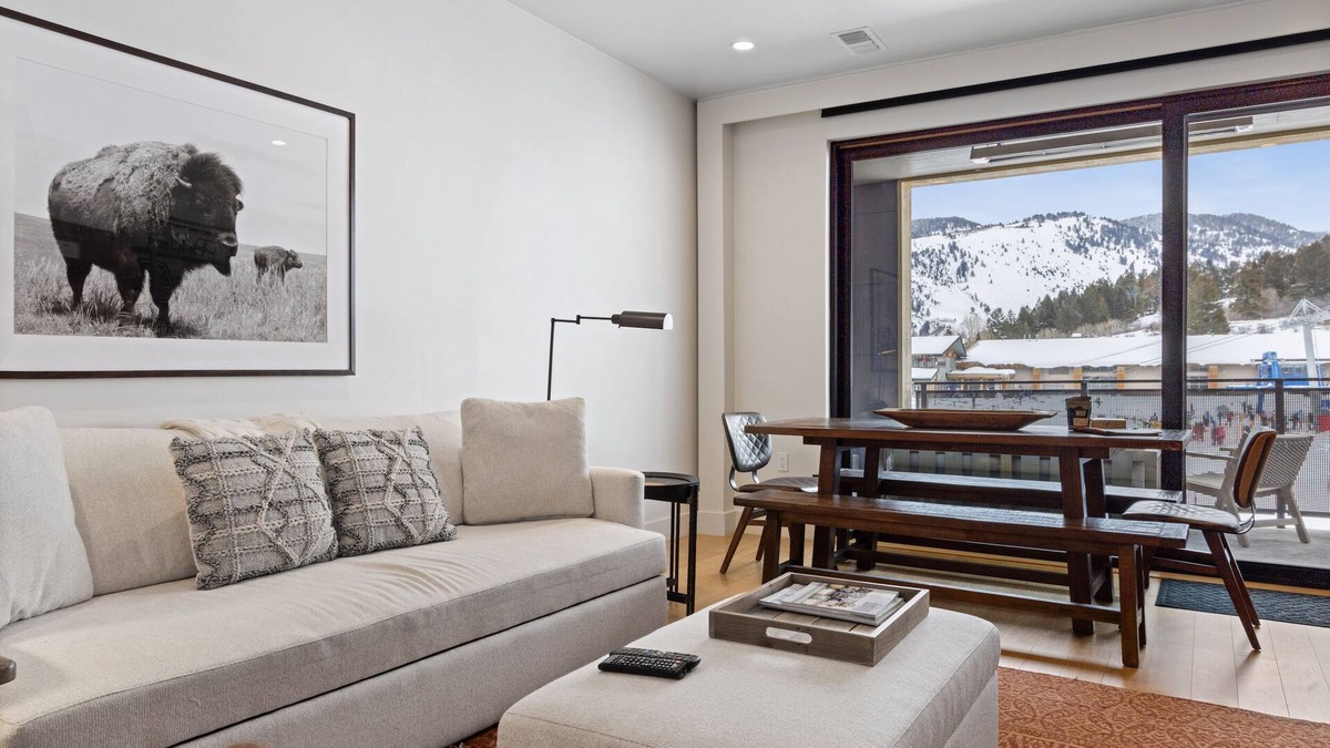 Jackson Condo | Outpost: One Town Hill 500 - Base of Snow King Mtn