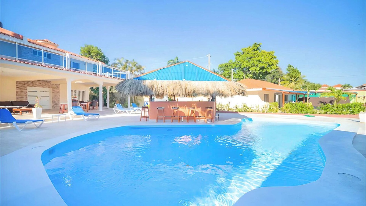 Playa Chiquita Villa | Outstanding 7BR Villa with pool, private, close to beach & all Sosua offers