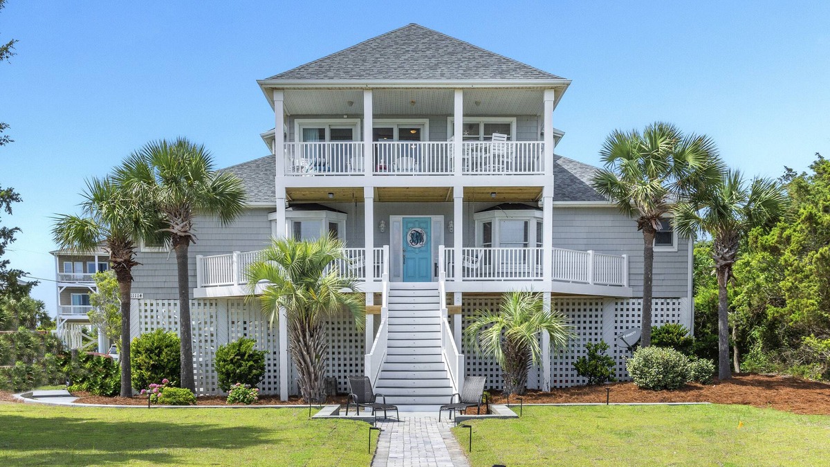 The Point House | Outstanding Location: The Finnish Line, Walk to Beach, Perfect Family Retreat