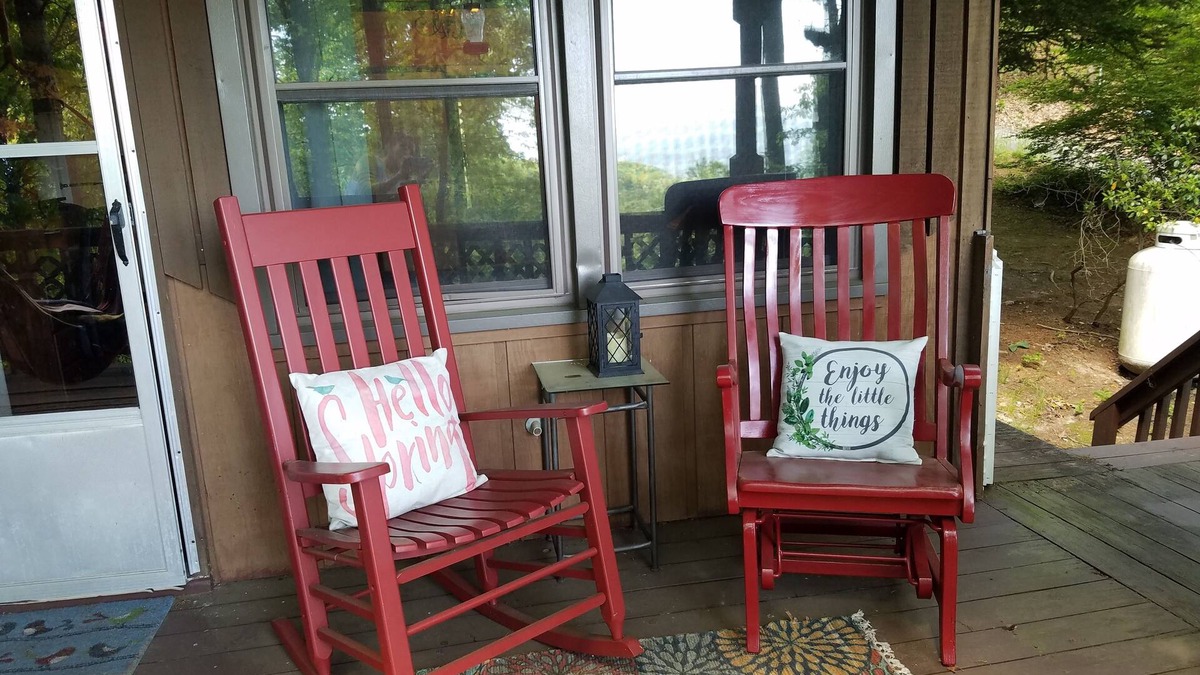 Clyde House | Over the river and through the woods to the tree house we go!