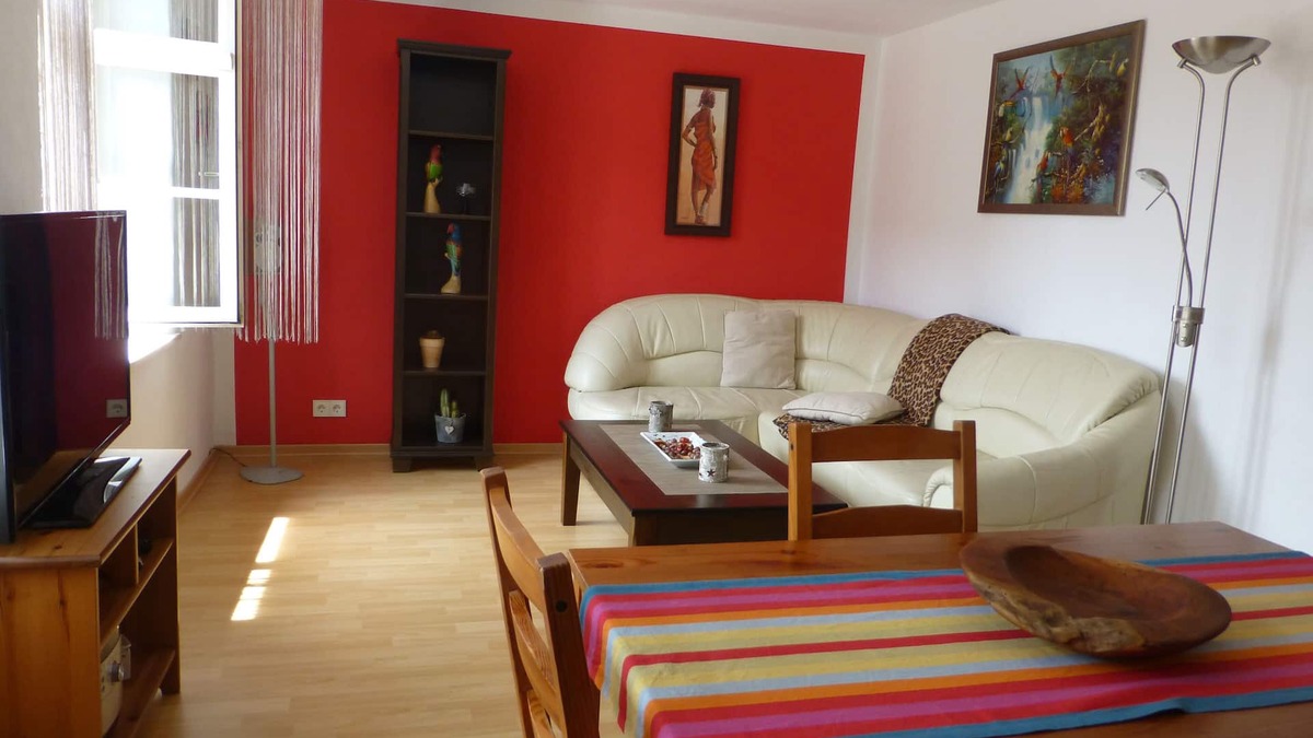 Altstadt Apartment | Over the rooftops of the historic old town, center in the pedestrian zone