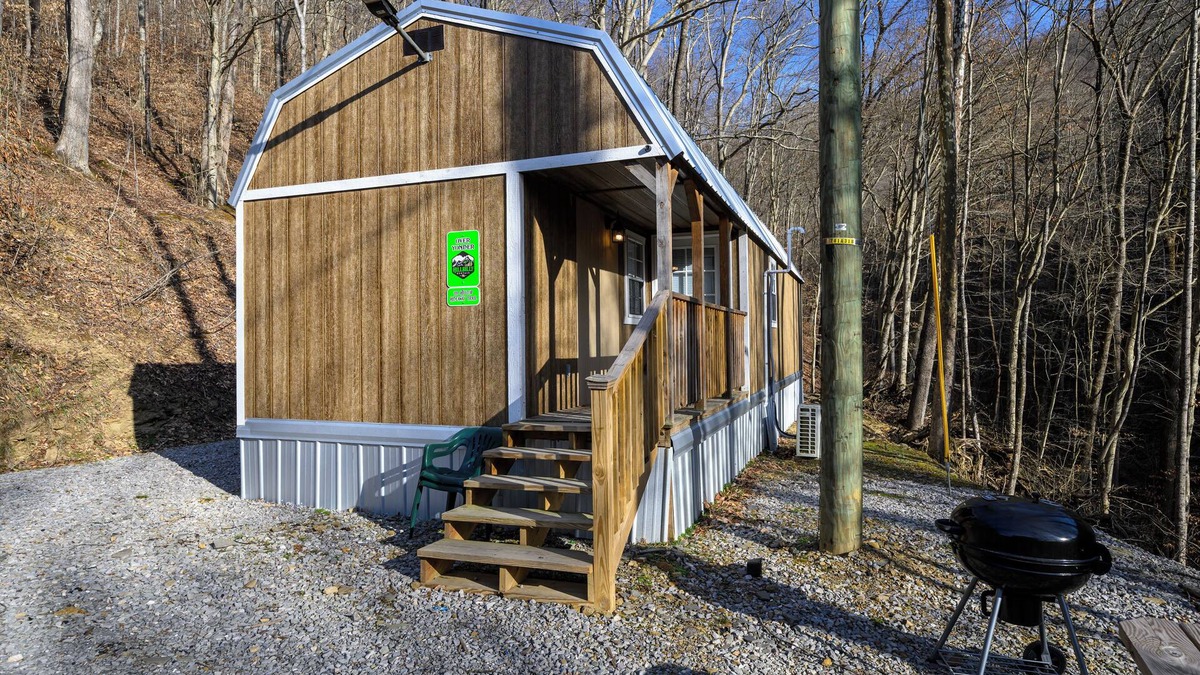 Wilkinson Cabin | Over Yonder located in the heart of the Northern Hatfield McCoy Trails