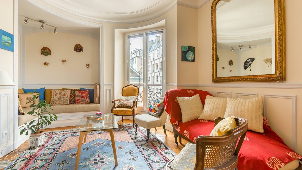 Notre Dame Apartment | Overlooking the Seine on Ile de la Cité, by Veeve