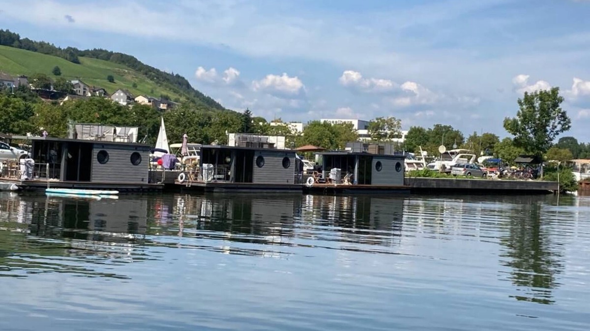 Polich Boat Rental | Overnight experience, unique and extraordinary near Trier