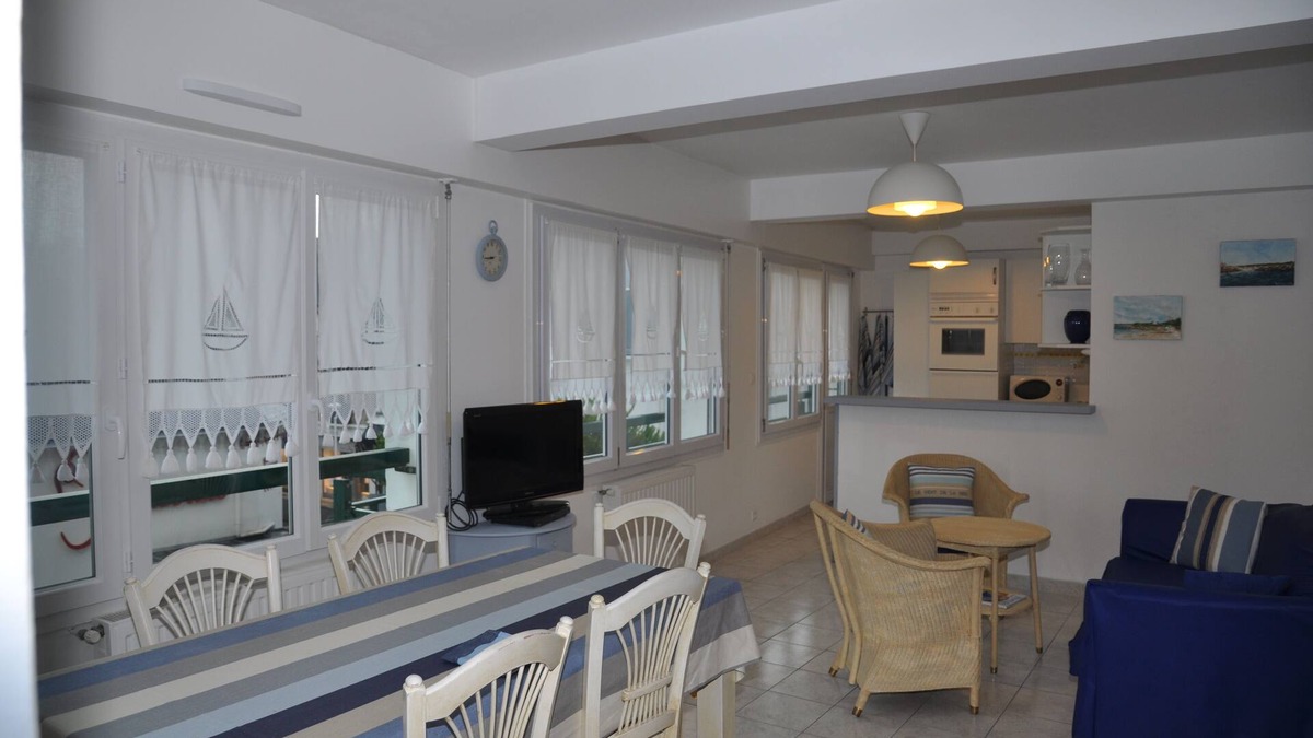 La Baule-Escoublac Apartment | Overnight stay from170€ (mini 2nights) La Baule Centre Ville, TOURNESOLS