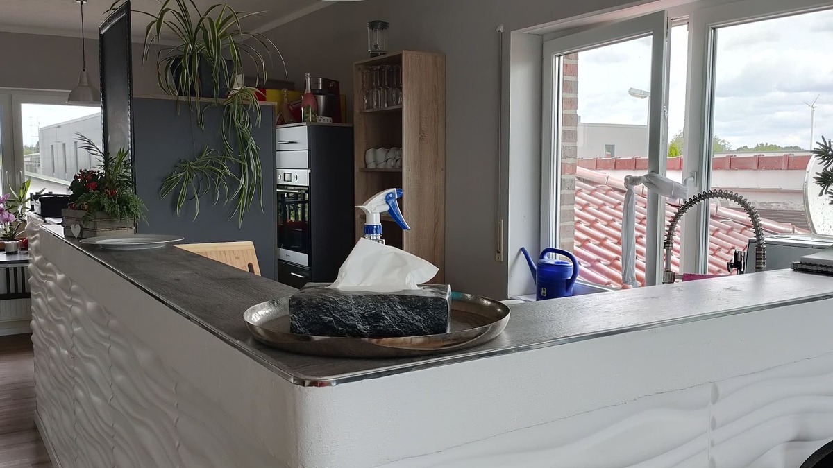 Quakenbruck Apartment | Overnight stay in special locations with parking and private terrace