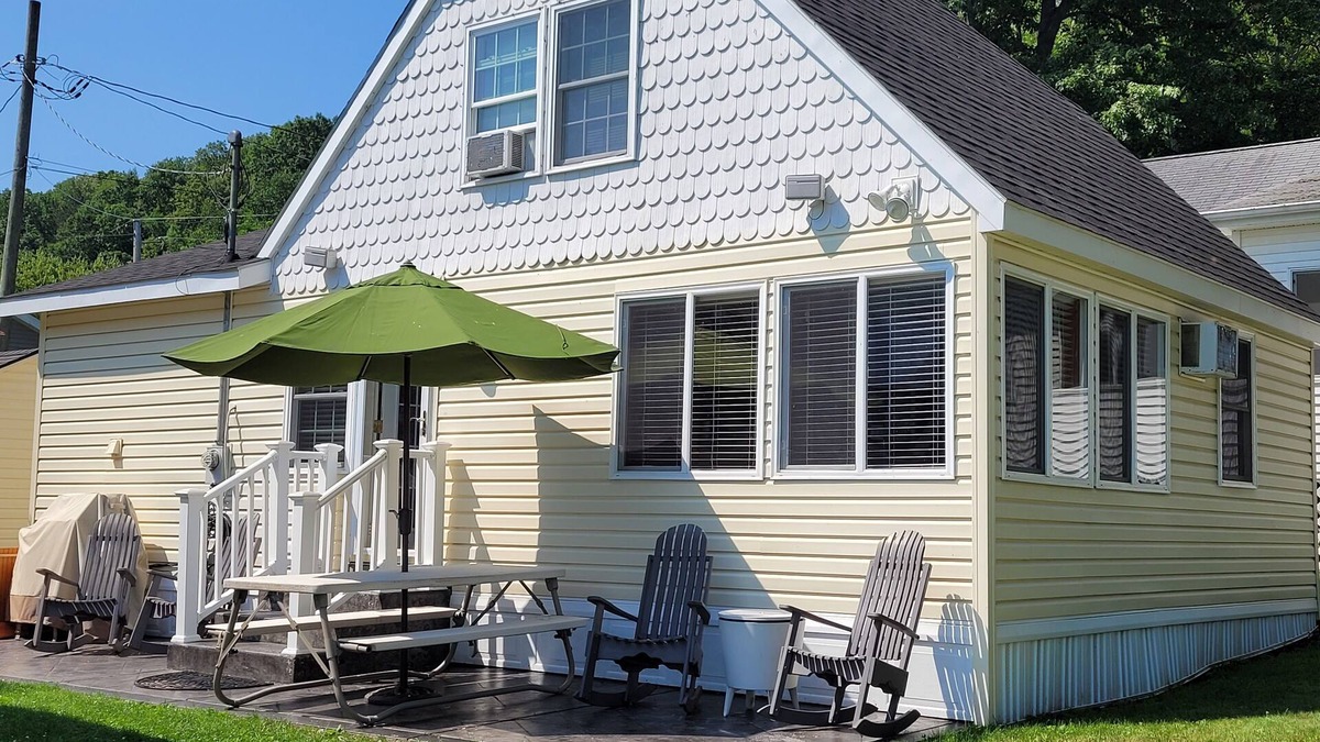 Moravia Cottage | Owasco Lake Finger Lakes Getaway