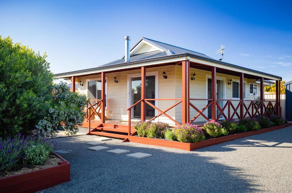 Warrenup House | Owen's Hideaway by the BnB Collection