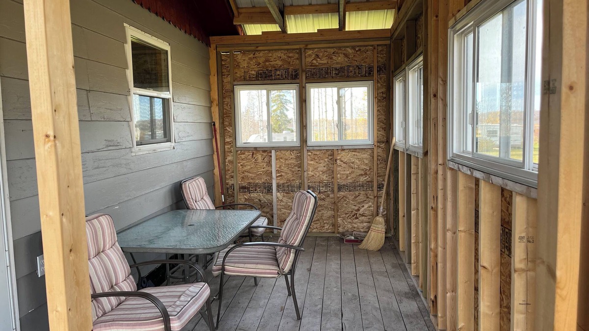 Onanole Cabin | Owl - Cabin at Sunset Bay