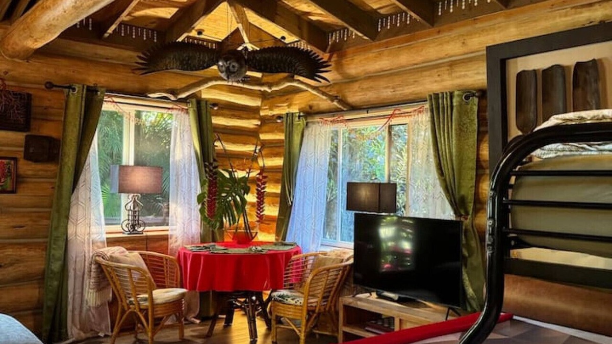 Kukuihaele Condo | OWL NEST: serene stream side retreat for 2 or 3