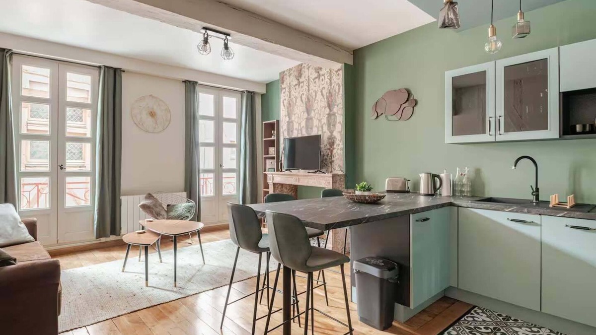 Dijon Centre Ville Apartment | Owl Prestige, The heart of Dijon (3 stars)