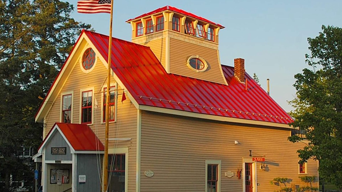 Owls Head Apartment | Owls Head Village Post Office