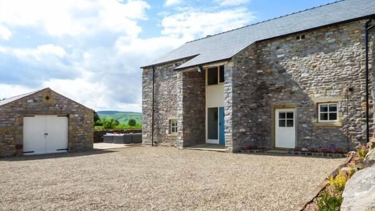 Clitheroe Cottage | OX HEY BARN, family friendly, luxury holiday cottage in Sawley
