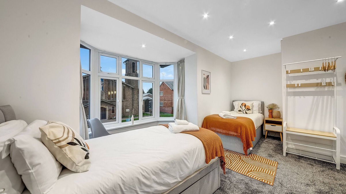 Cowley House | Oxford City Stay - Cowley House