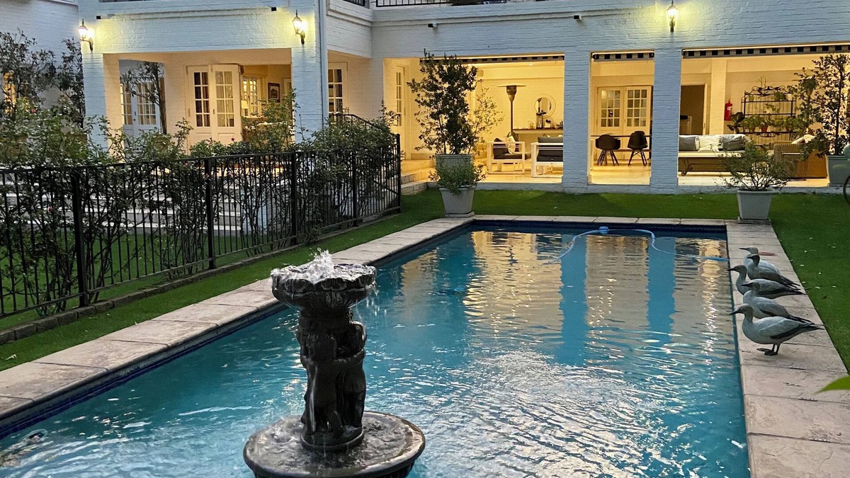 Greater Johannesburg Metropolitan Area Hotel | Oxford Healthcare Retreat
