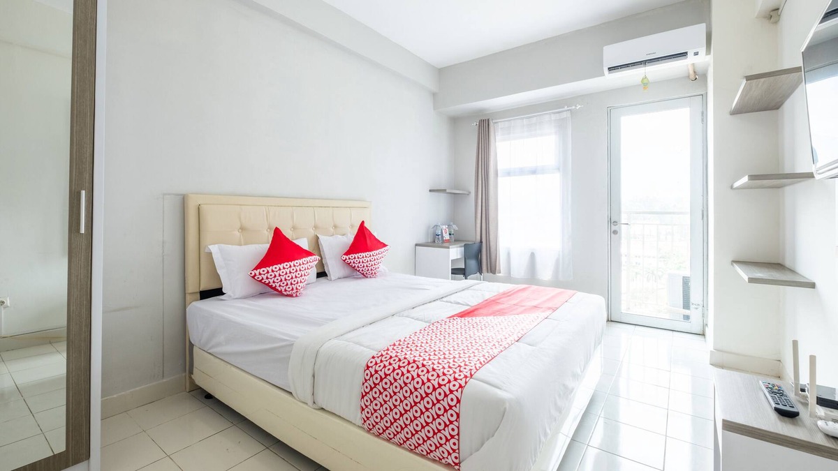 Cileunyi Hotel | OYO 1405 Easton Park Residence