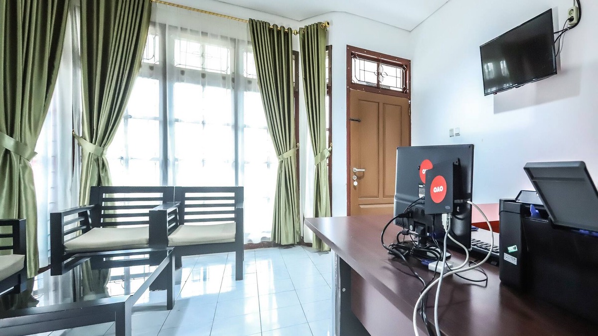 Bungo Hotel | OYO 1582 Bungo Guest House