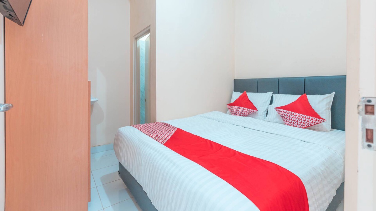 Depok Hotel | OYO 1841 Kathyrn Residence