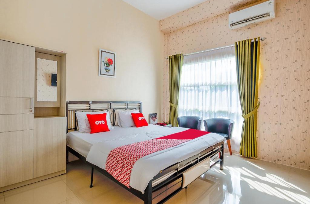 Lamongan Hotel | OYO 3434 Penginapan Keluarga Syariah