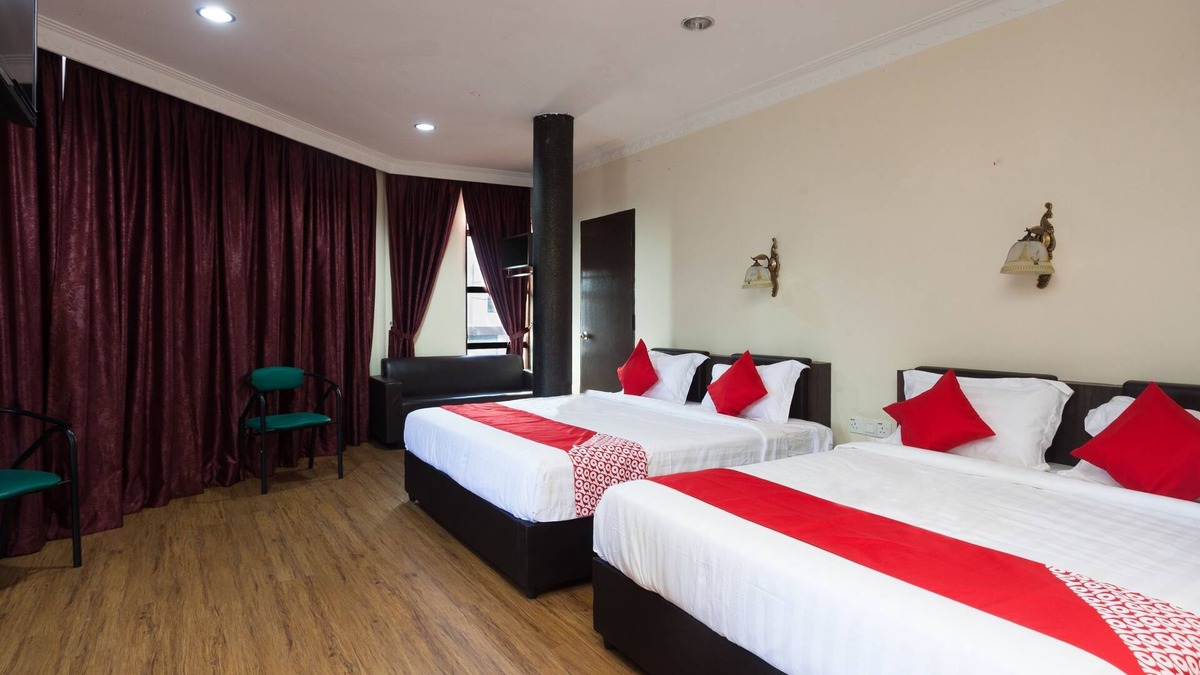 Taman Bunga Ros Hotel | OYO 43915 T P Hotel