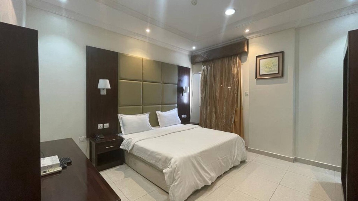 Al Kura Hotel | OYO 671 Dar Lavina Obhur Serviced Uints