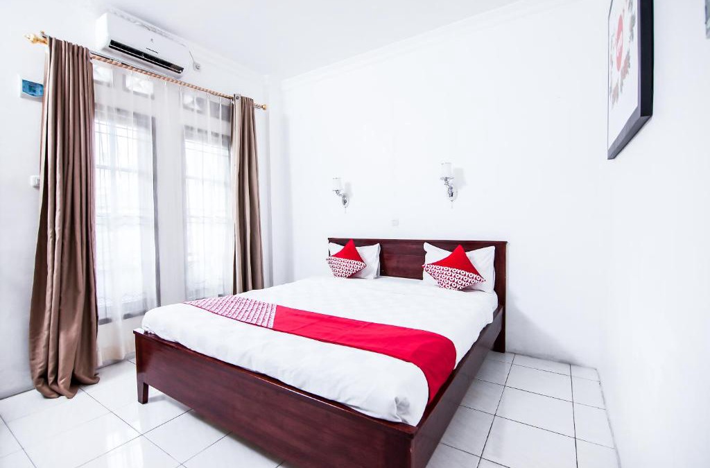 Pematangsiantar Hotel | OYO 796 Penginapan Fergael