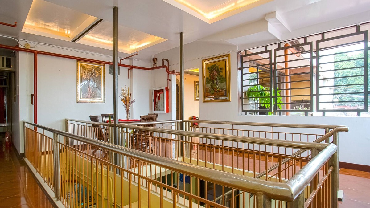 Antipolo Hotel | OYO 802 Ka Farah's Inn
