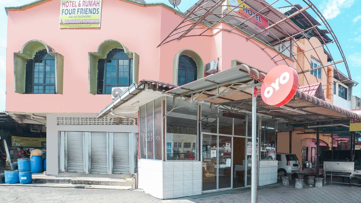Kampung Bukit Bunga Hotel | OYO 90321 Hotel Bajet Sri Manal