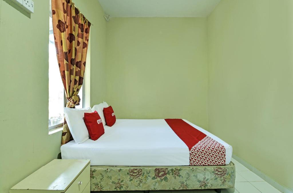 Kuala Rompin Hotel | OYO 90708 D'kuala Waterfront Chalet & Boat Charters
