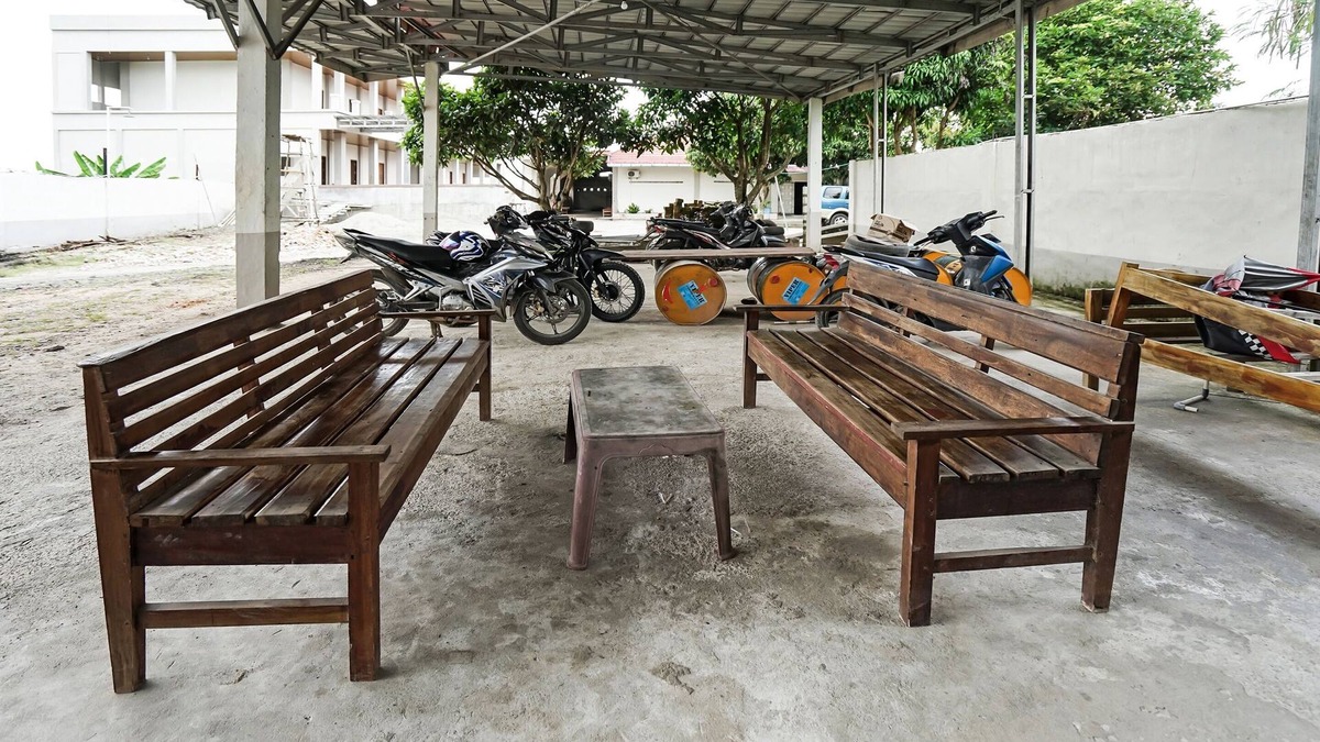 Kayu Agung Hotel | OYO 91184 Penginapan Indah Permai Syariah