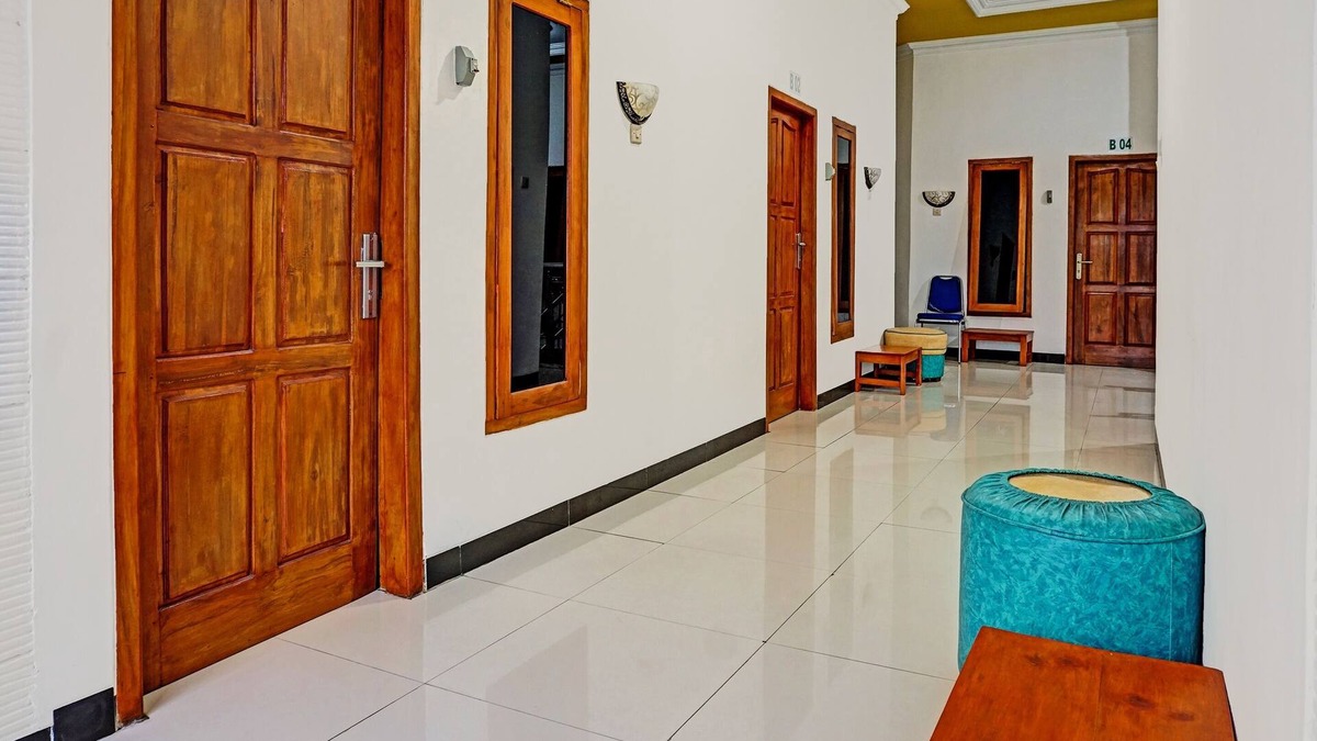 Madiun Hotel | OYO 91599 Penginapan Mutiara Madiun