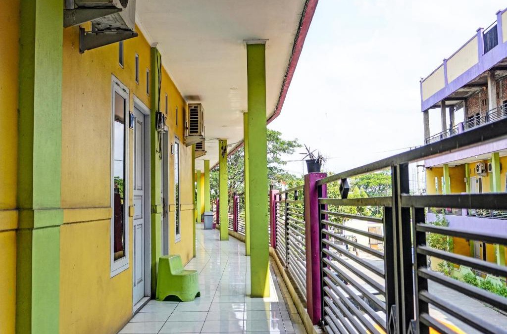 Karawang Hotel | OYO 91796 Guest House Ghalta Syariah