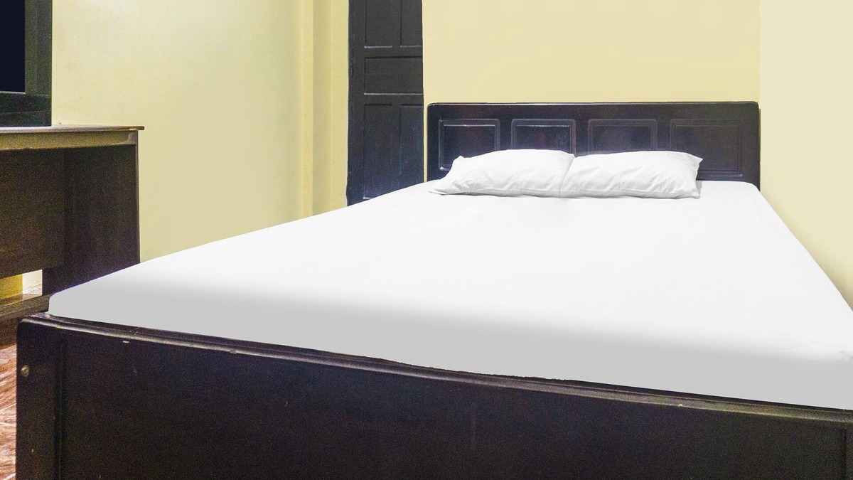 Kendari Hotel | OYO 91855 Big Hotel Kendari