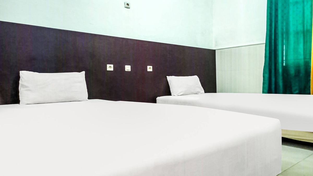 Sei Pinang Hotel | OYO 91936 Hotel Lima Dara