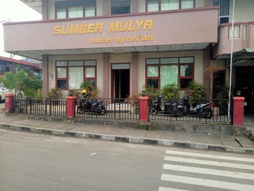 Nunukan Hotel | OYO 92126 Hotel Syariah Sumber Mulya NunukanNearAlun - Alun Kota Nunukan