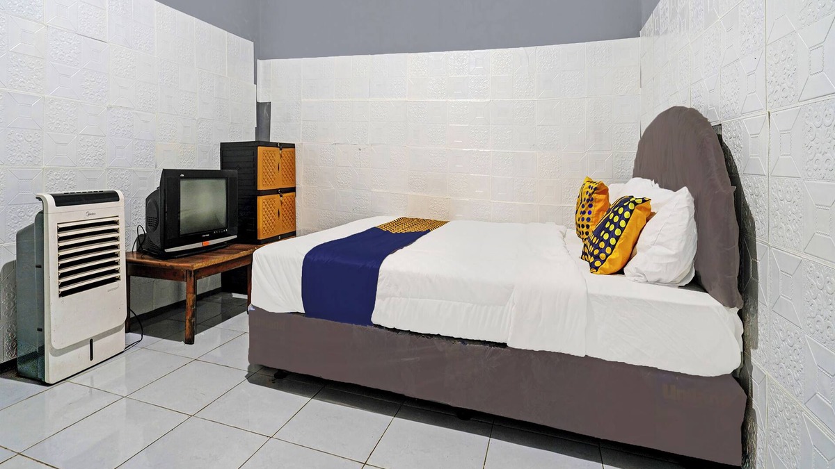 Cileunyi Hotel | OYO 92269 Arjuna Homestay